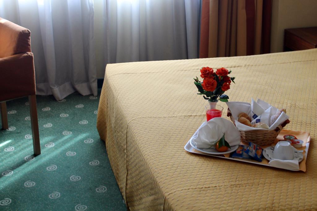 Hotel Catania Ognina Exterior photo