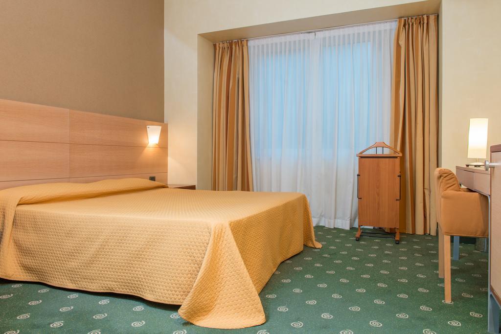 Hotel Catania Ognina Exterior photo