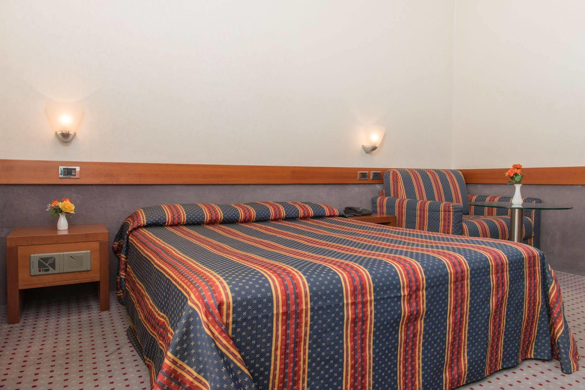 Hotel Catania Ognina Exterior photo